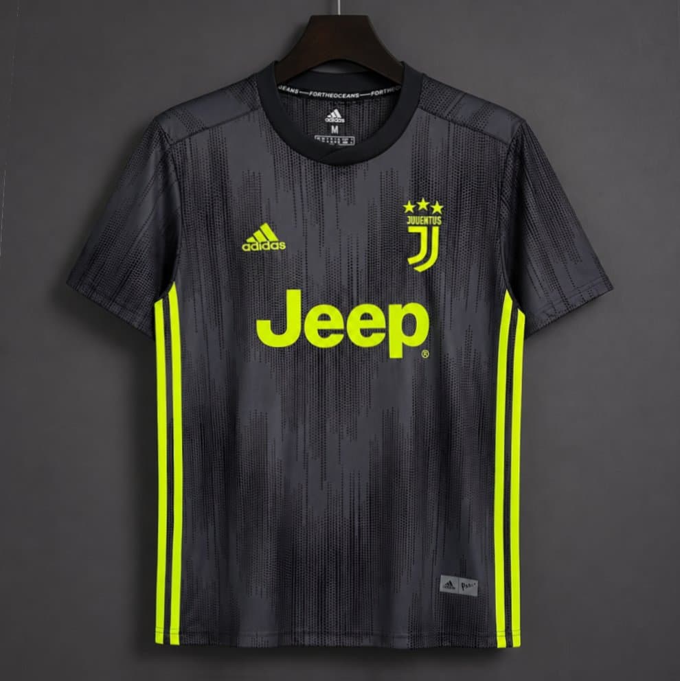 Juventus 2018/19 Third Retro Jersey front view