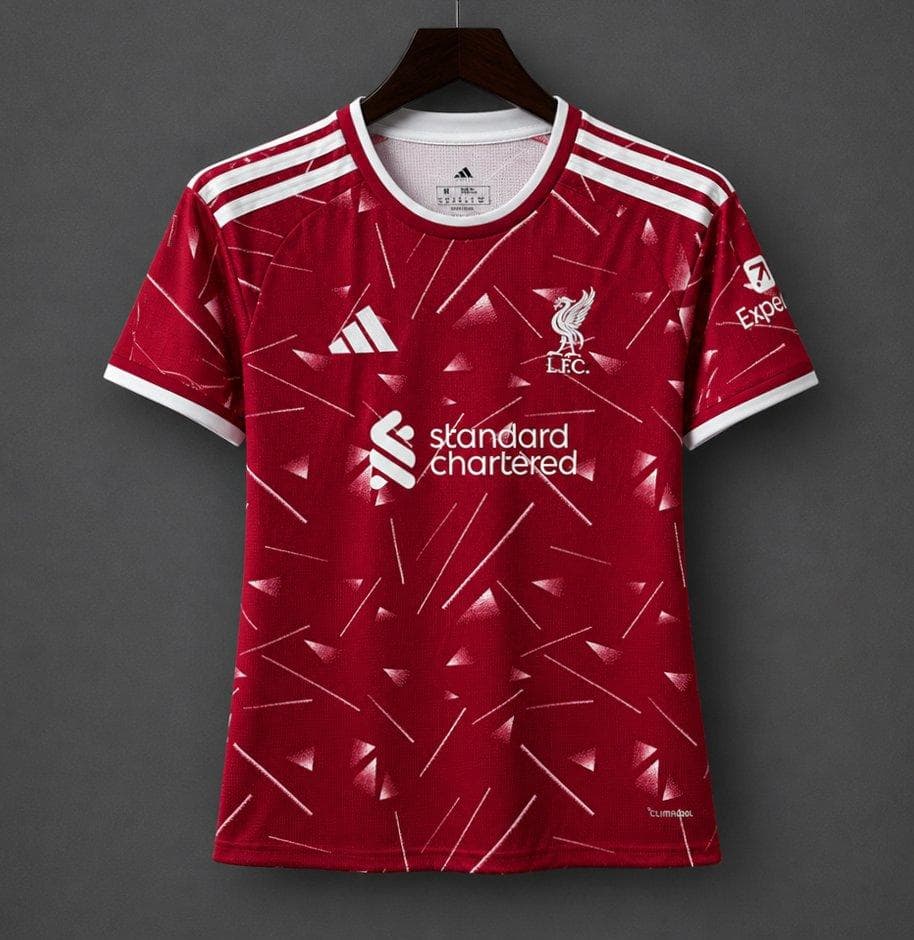 Liverpool Women's Jersey (Home) 26/27 front view