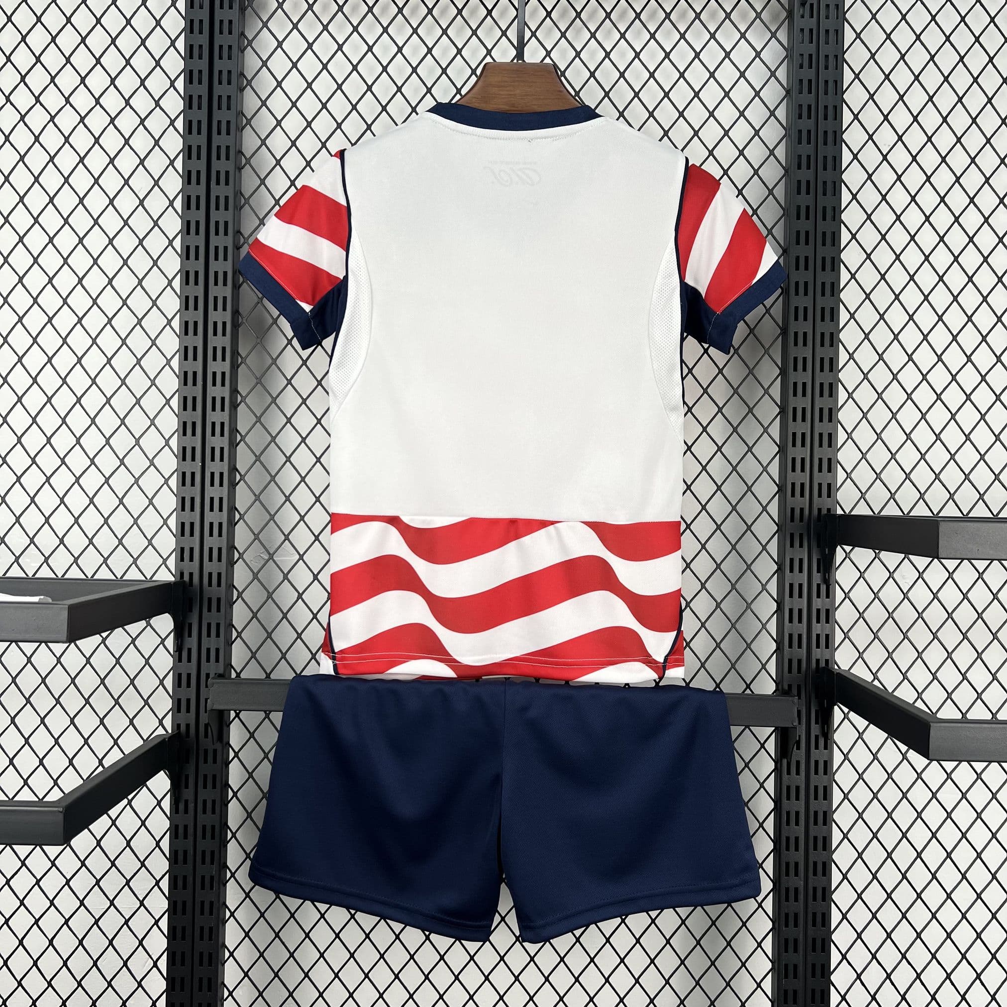 USA Home Kit Kids back view