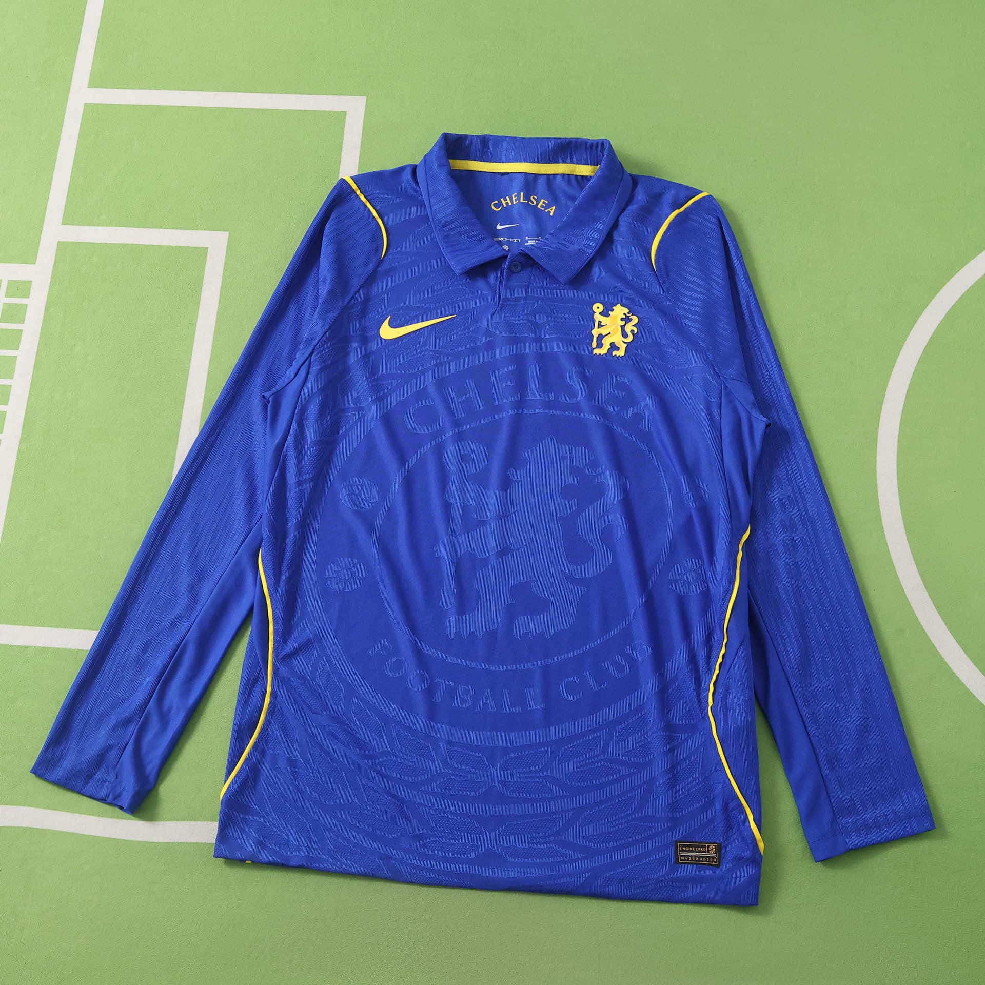 Chelsea Home Long Sleeve 26/27 front view