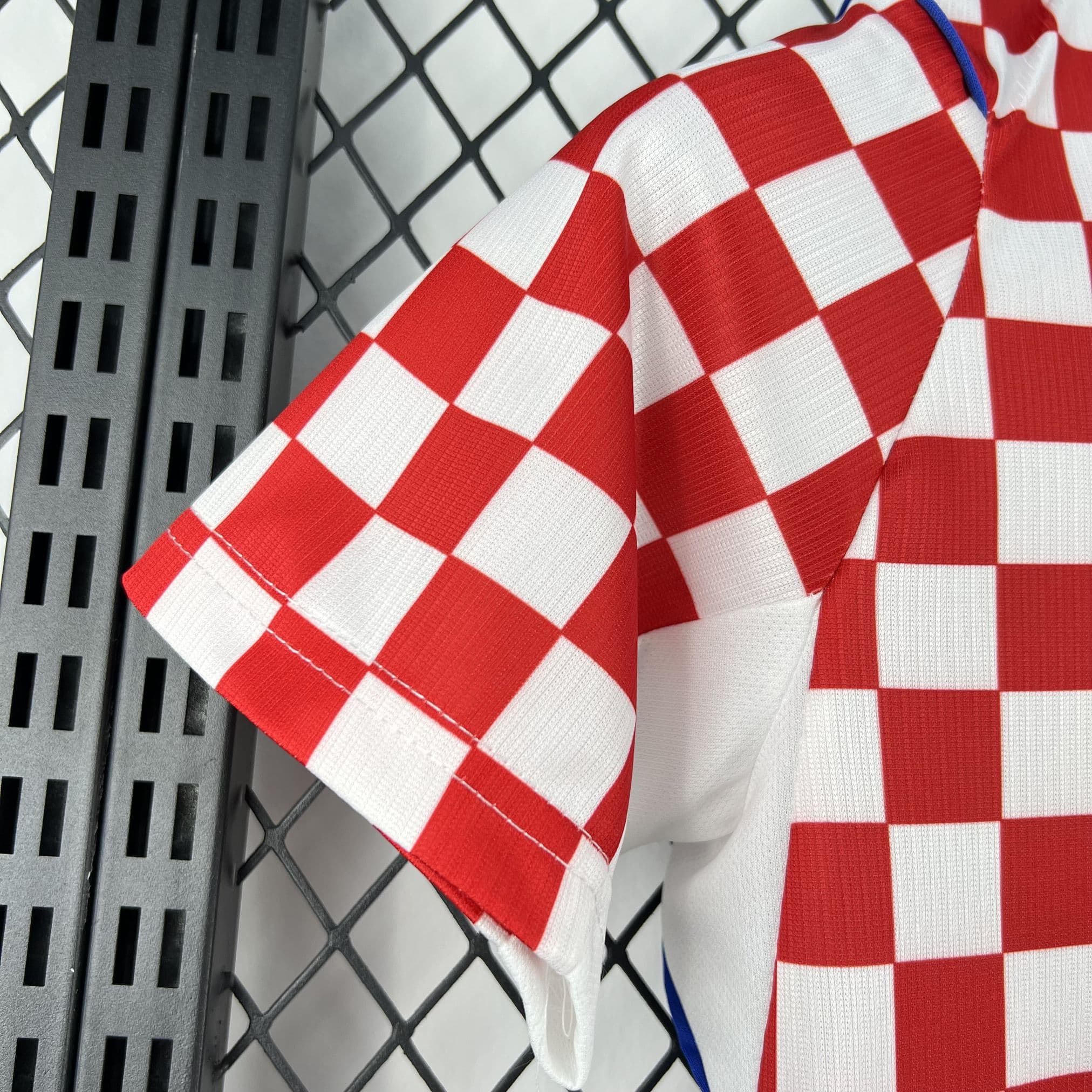 Croatia Home Kit Kids back view