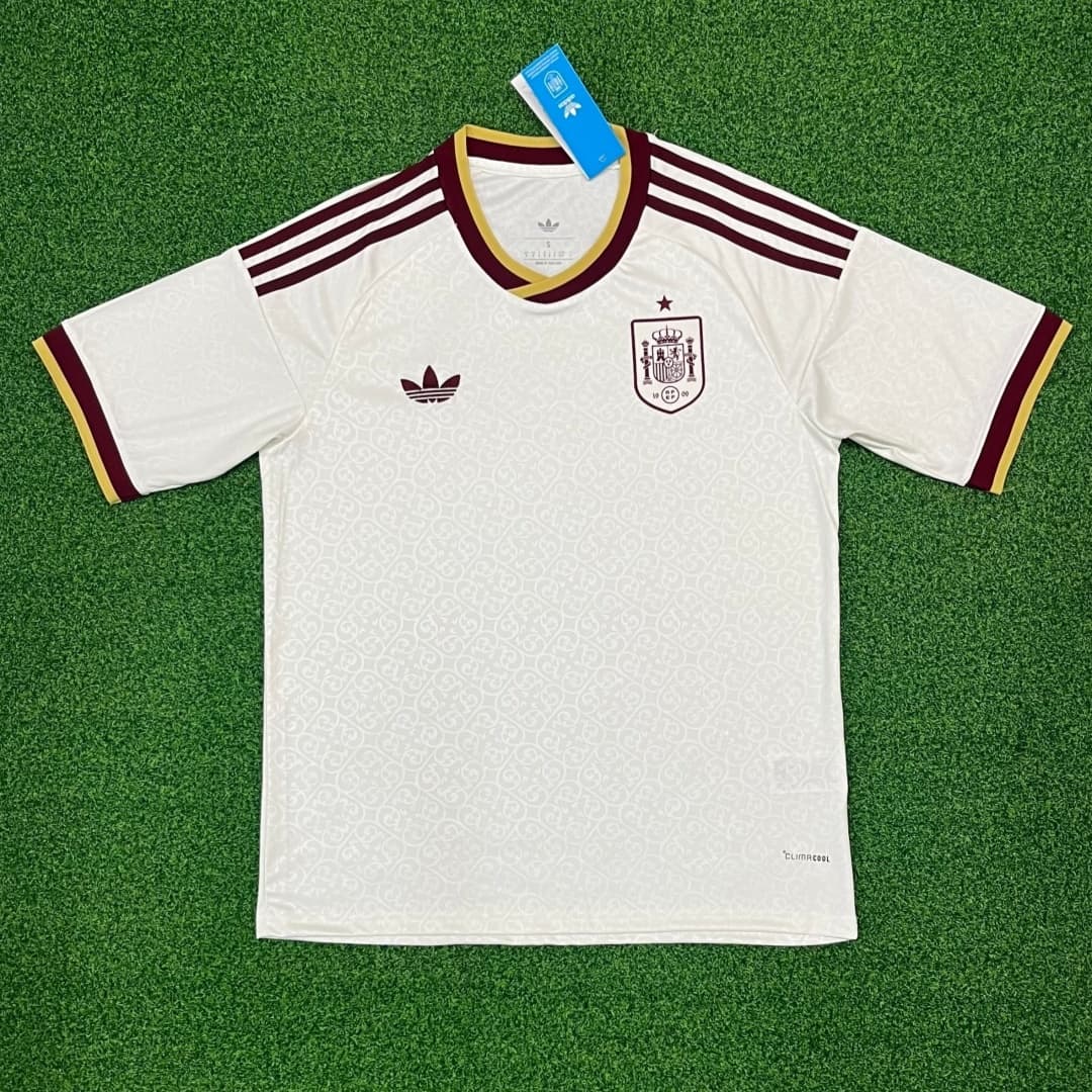Spain Men’s Jersey (Away) front view