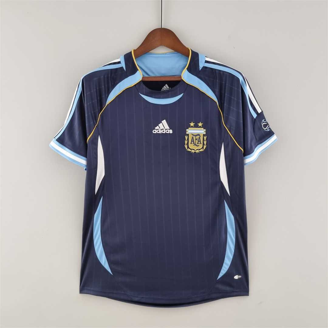 Argentina 2006 Away front view
