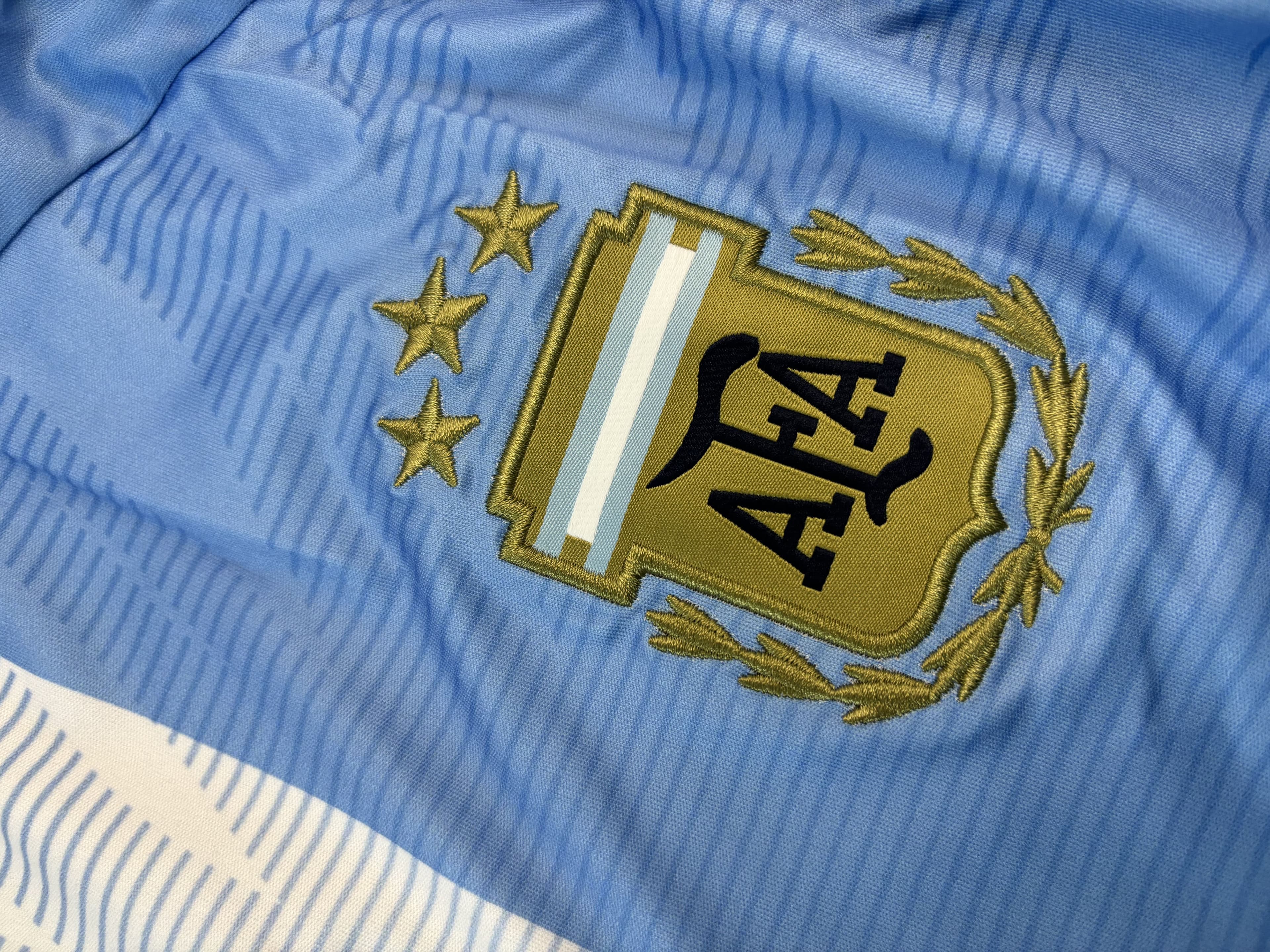 Argentina 26/27 Home Jersey - Messi Farewell Edition detail view