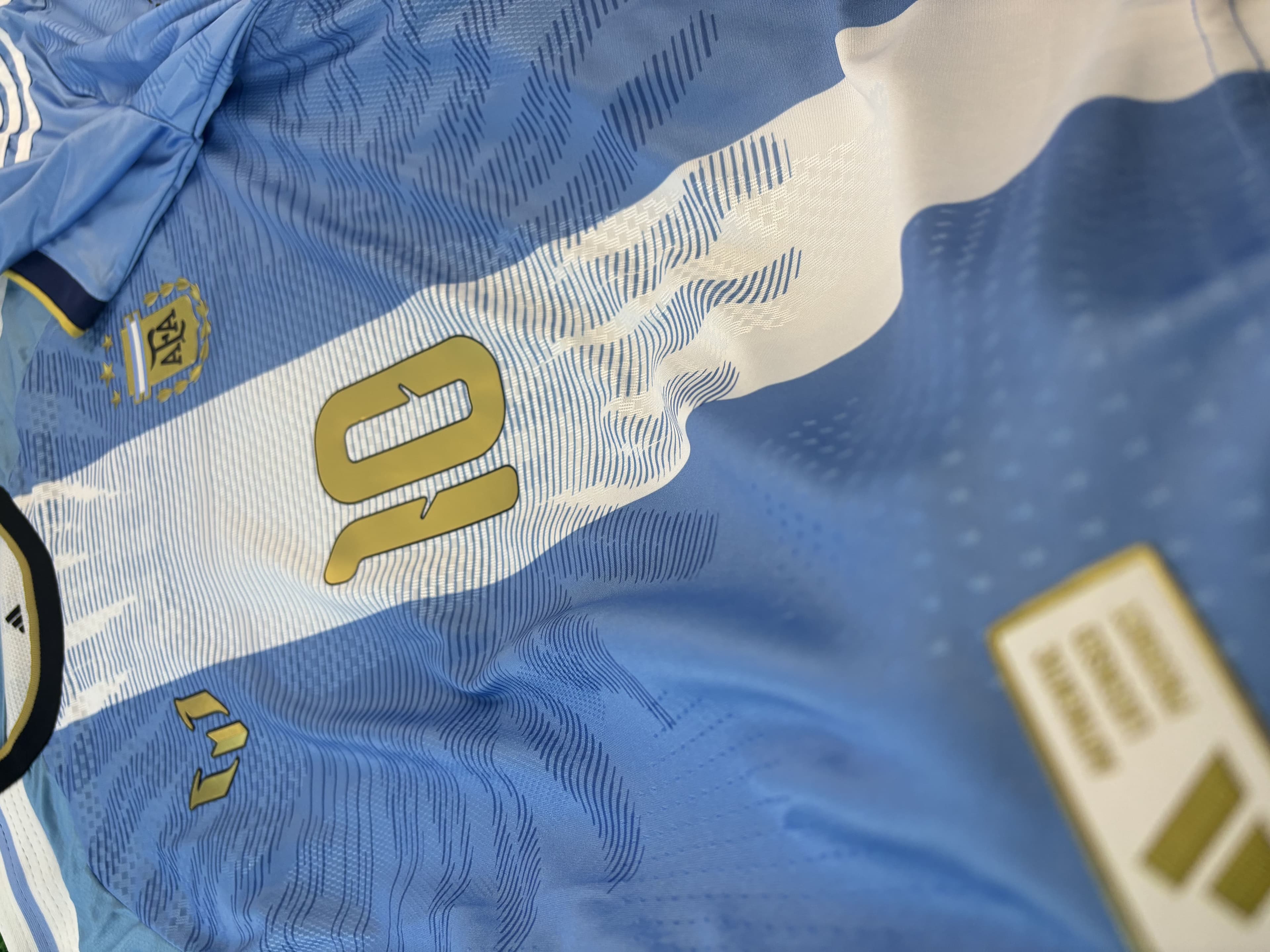 Argentina 26/27 Home Jersey - Messi Farewell Edition detail view