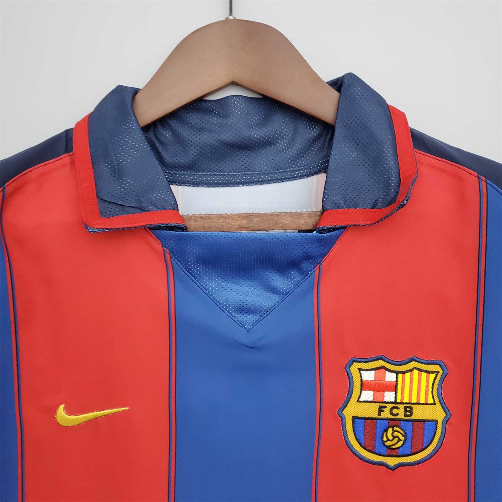 Barcelona Home Retro (Ronaldinho 10) back view
