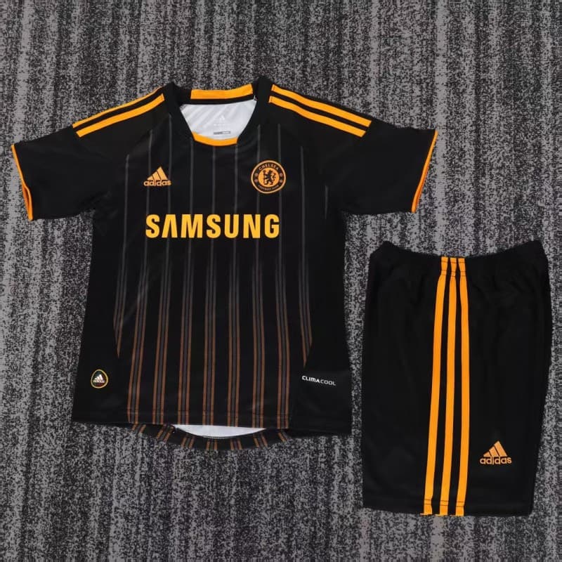 Chelsea 10/11 Away Kids Kit front view