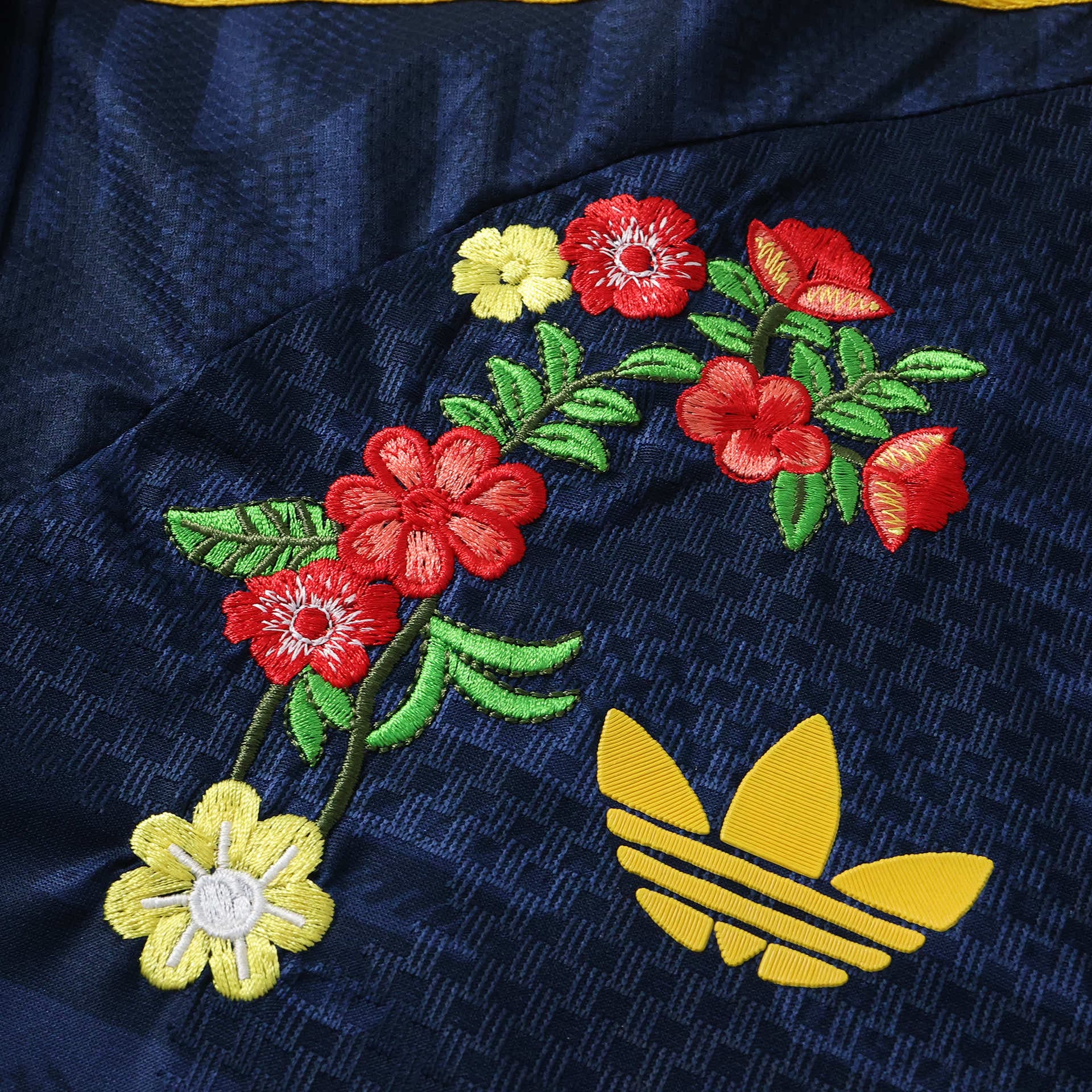 Arsenal Embroidered Jersey — Player detail view