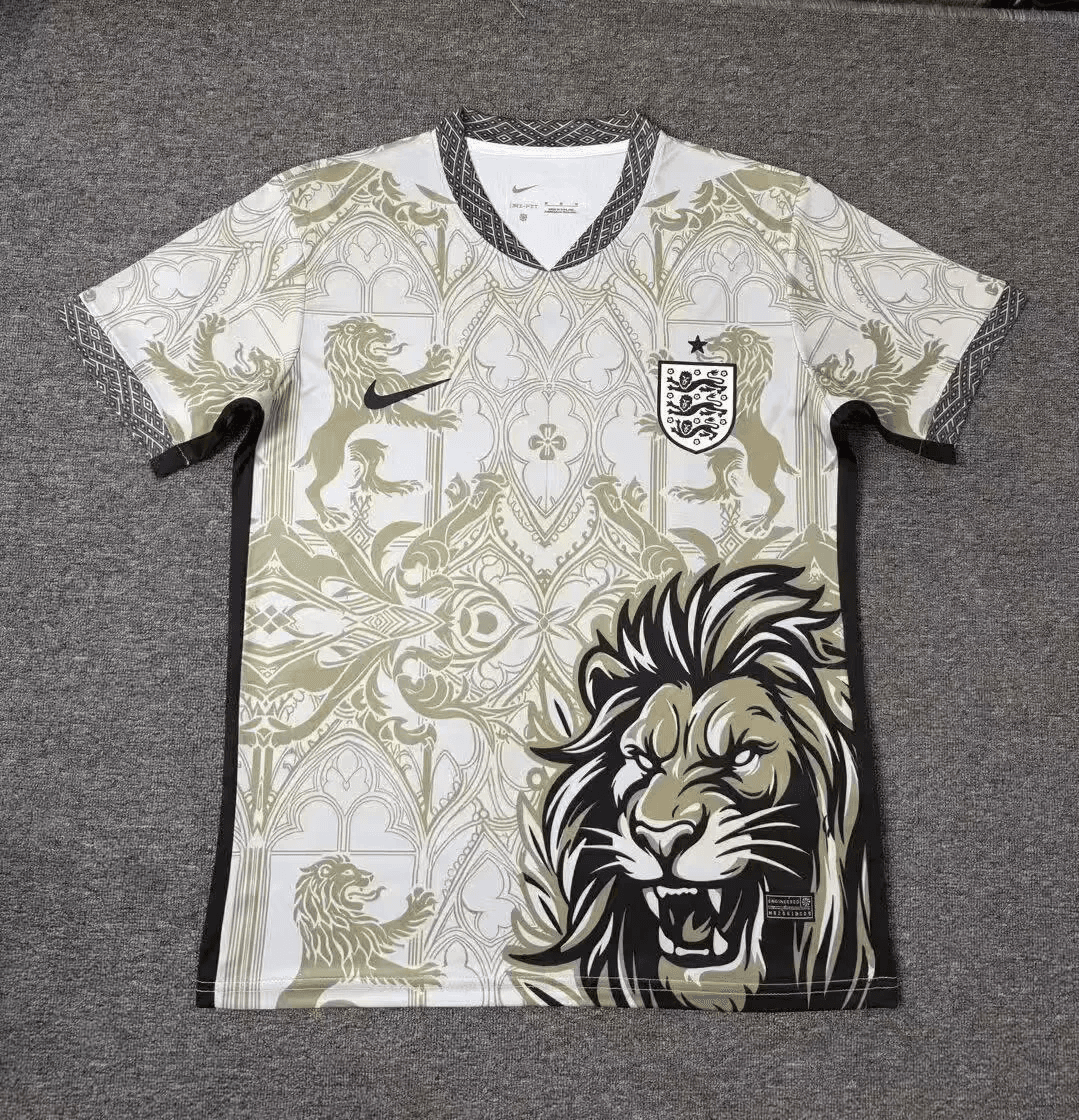 England Special Edition â "Gilded Lion" Gothic Print front view