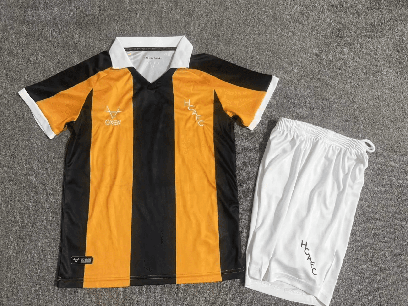 Hull City Home Kids Kit 26/27 front view