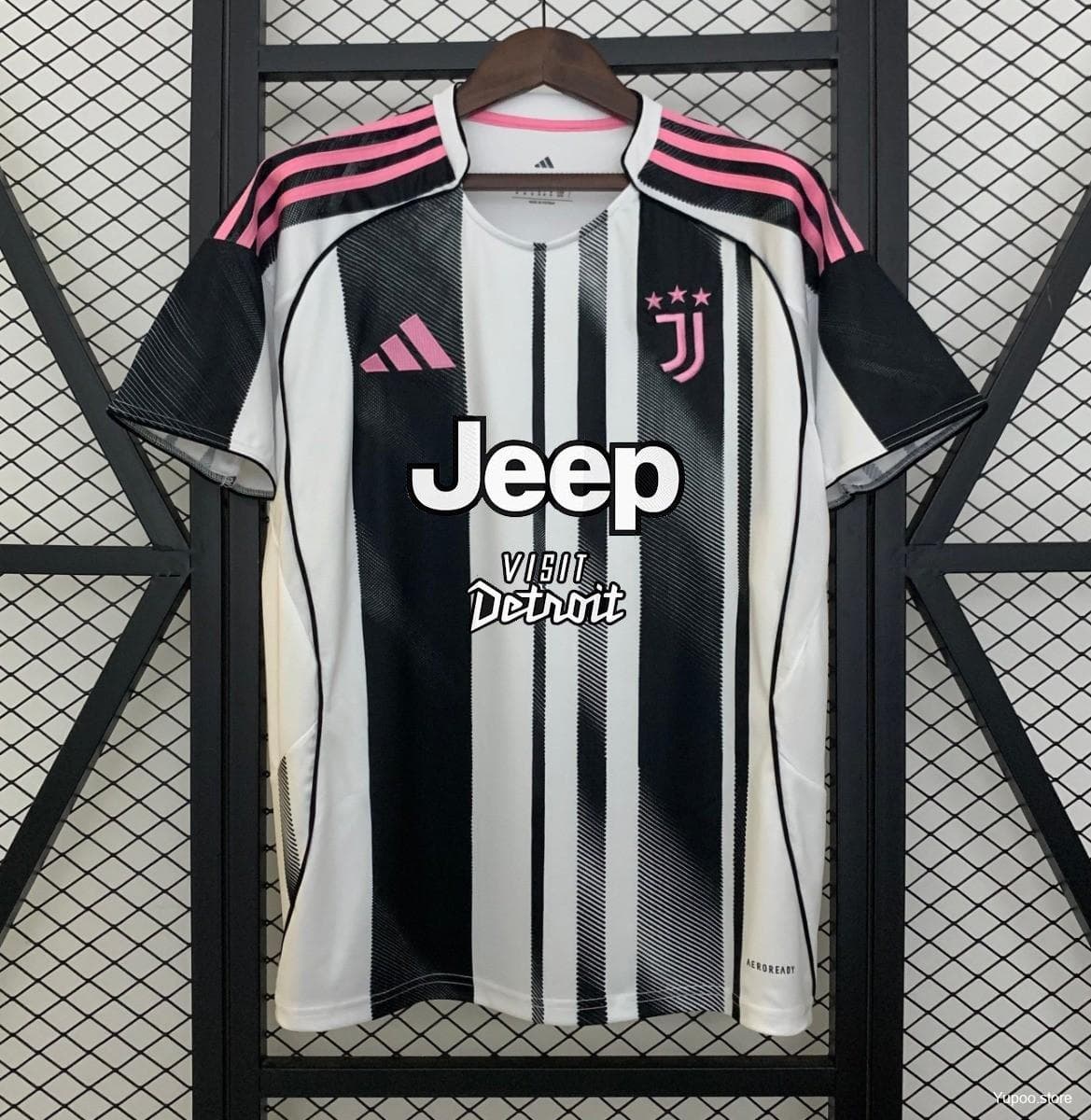 Juventus Men's Jersey (Home) 25/26 front view