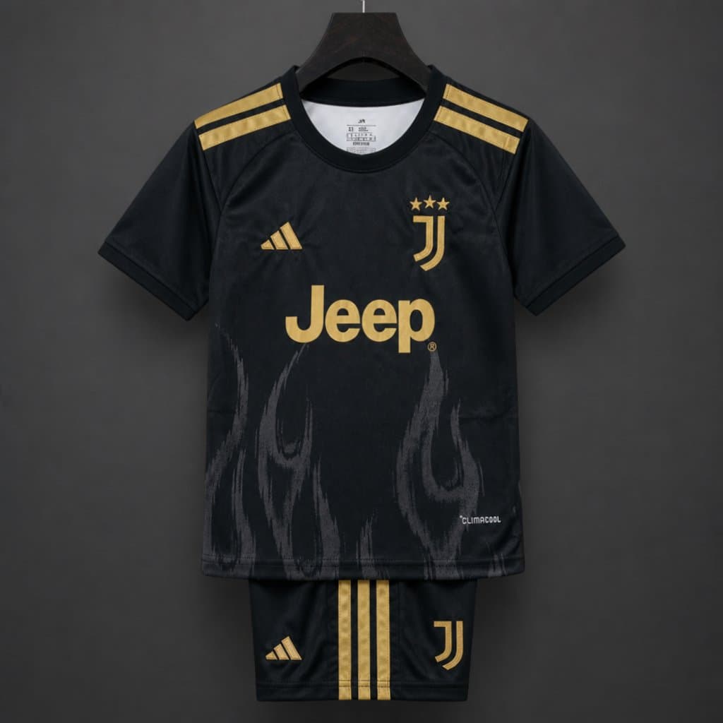 Juventus Third Kids Kit 26/27 front view