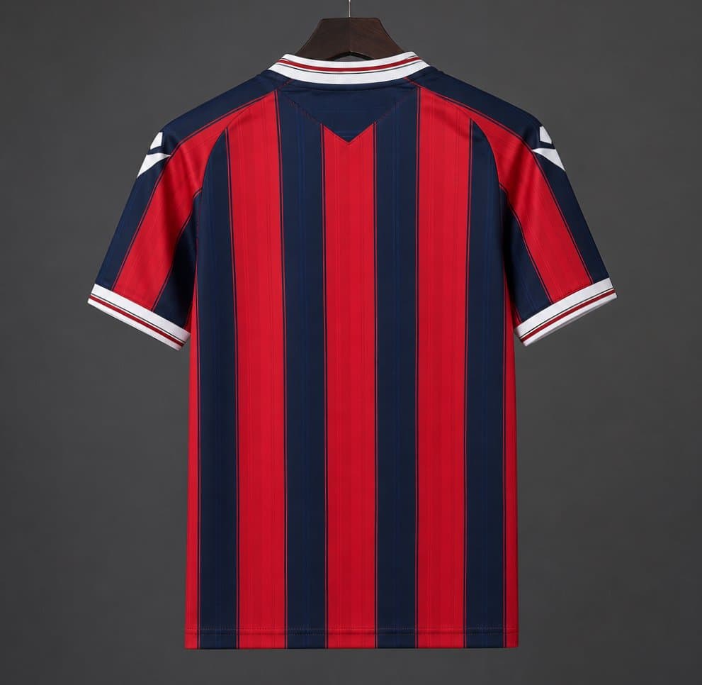 Levante Home Kit 26/27 back view