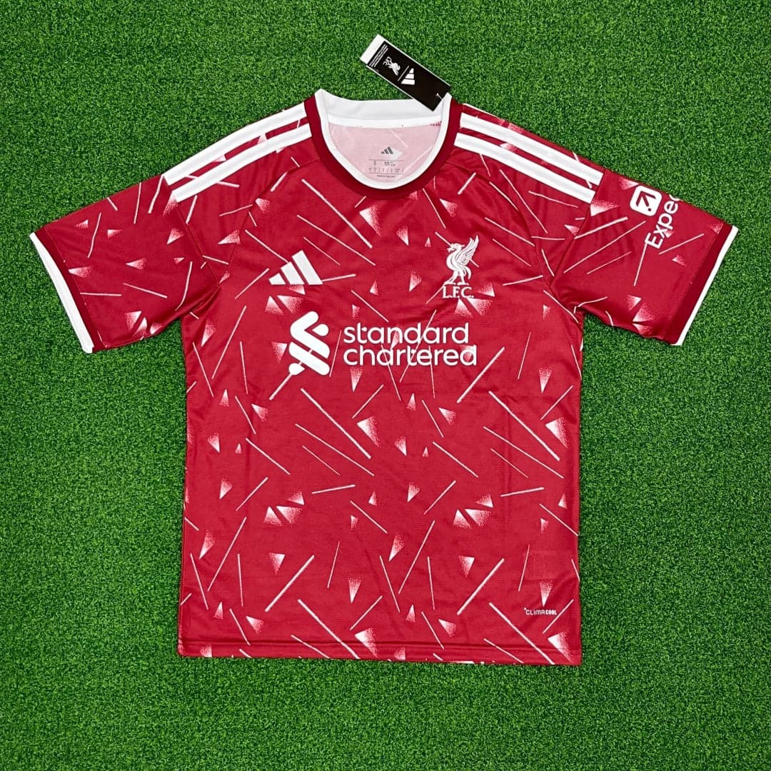 Liverpool Men's Jersey (Home) 26/27 front view