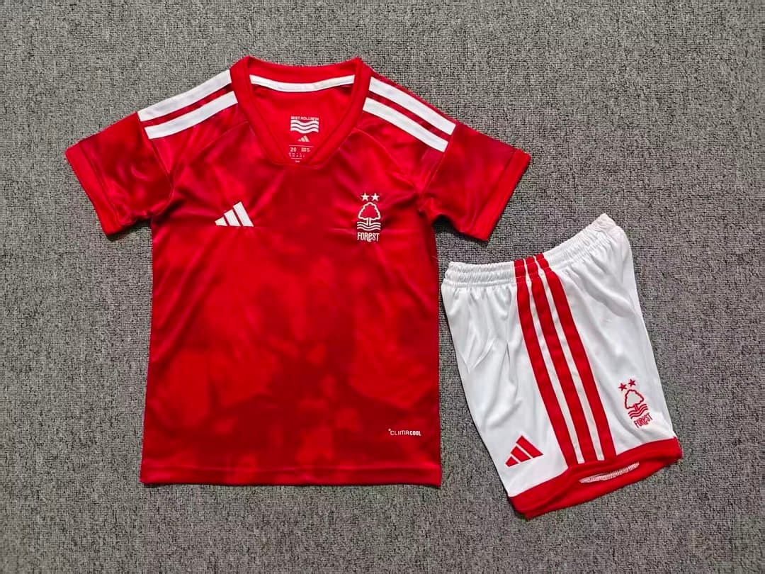 Nottingham Forest Home Kids Kit 26/27 front view