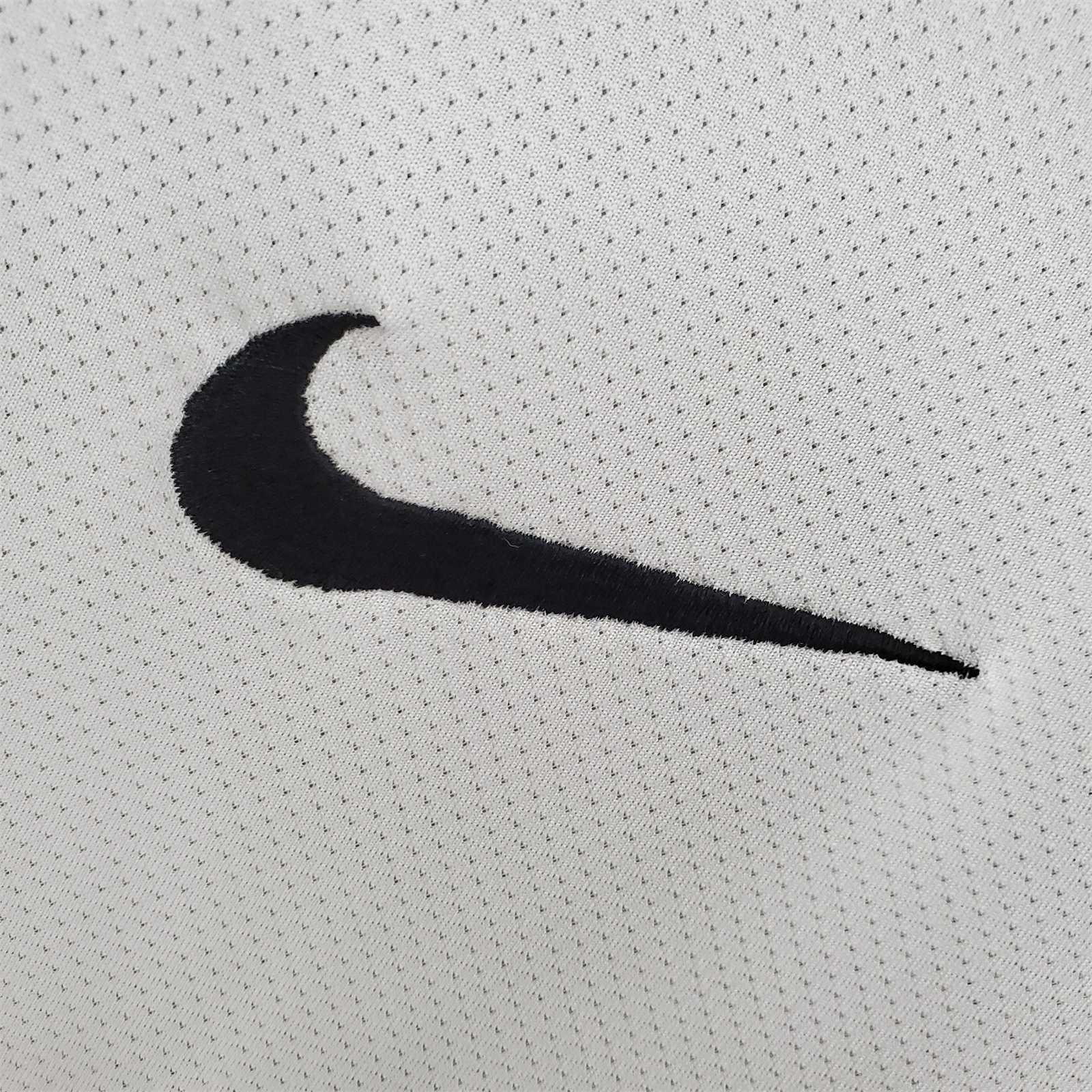 Retro 11/12 Santos Home Jersey detail view