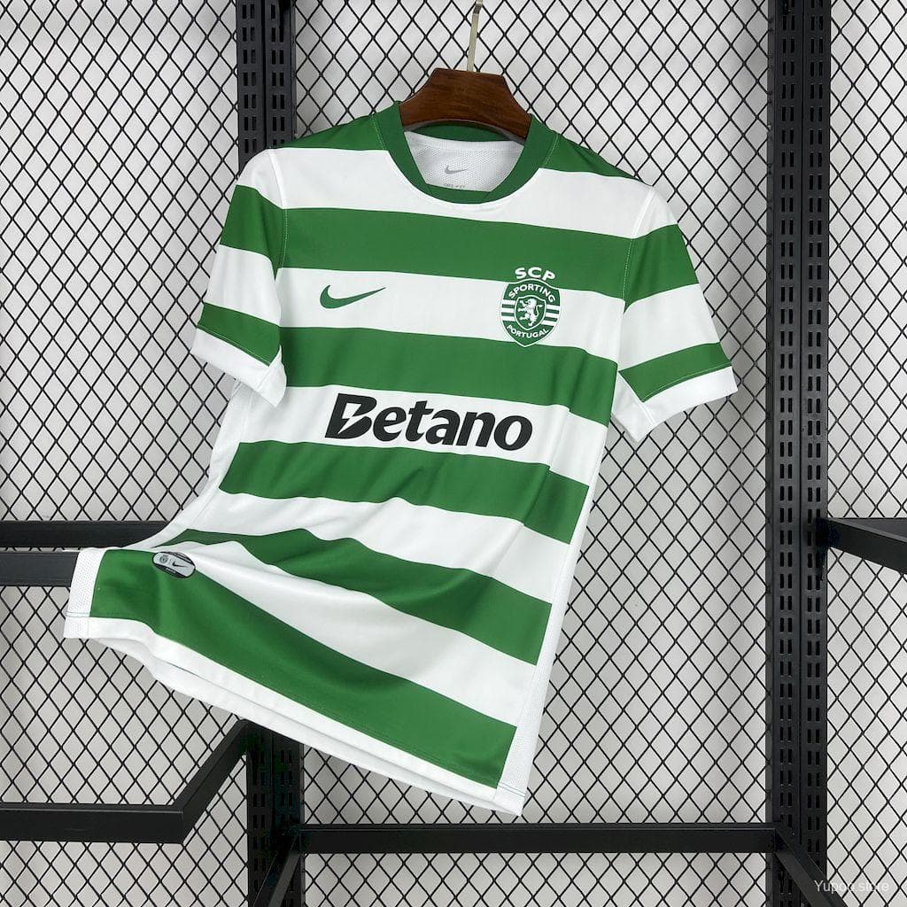 Sporting Lisbon Menâs Jersey (Home) 25/26 front view