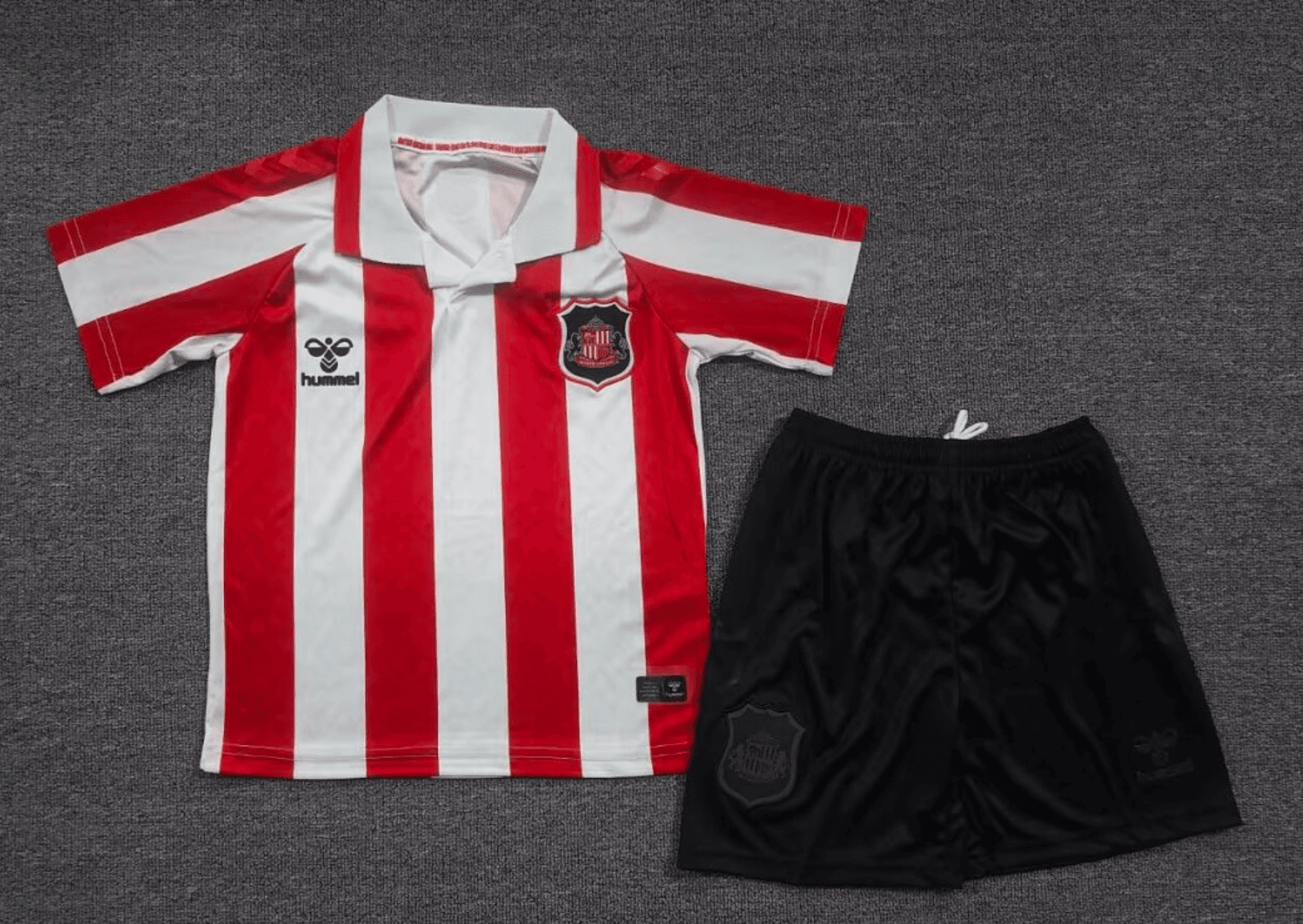 Sunderland Home Kids Kit 26/27 front view