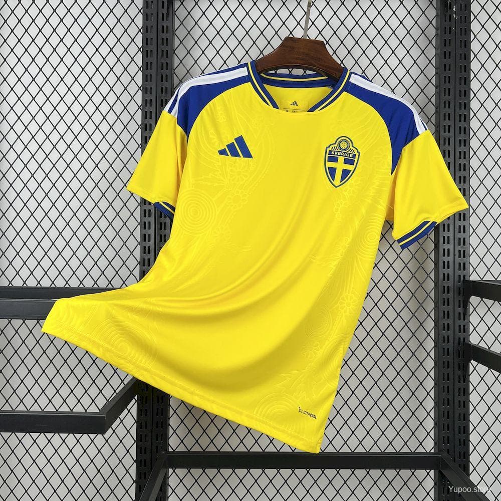 Sweden Men's Jersey (Home) front view